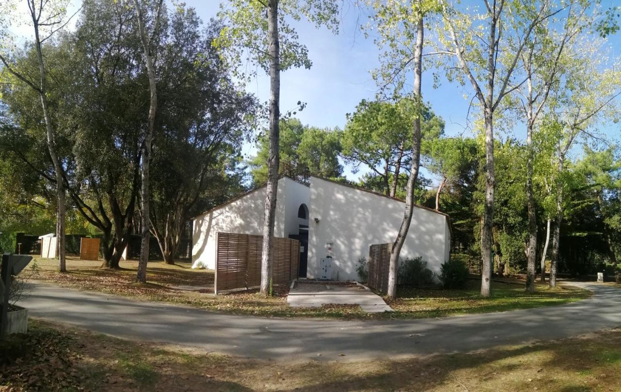 Camping Les Maraises Saint-Martin-de-Ré Buitenkant foto