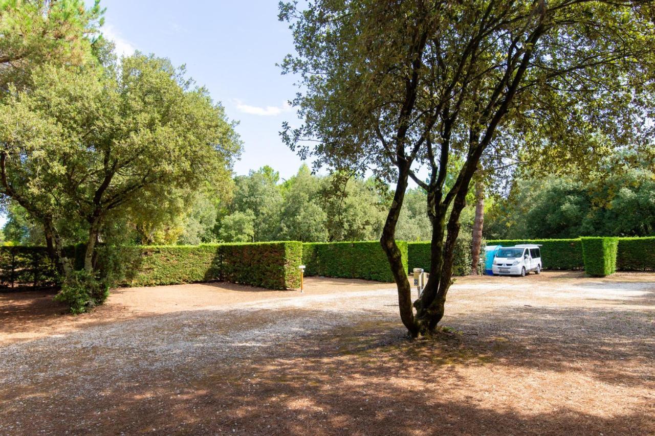 Camping Les Maraises Saint-Martin-de-Ré Buitenkant foto